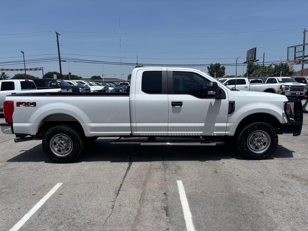 2022 Ford F-350 Image 6