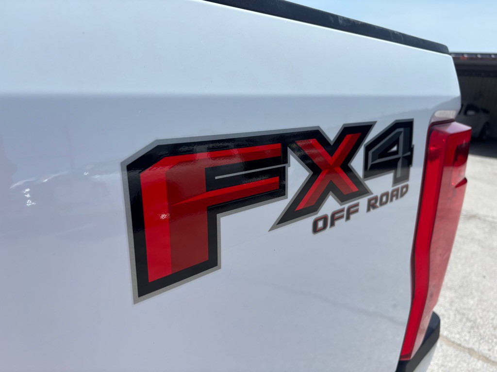 2022 Ford F-350 Image 10