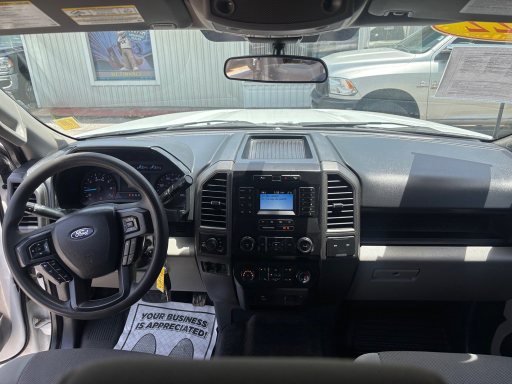 2022 Ford F-350 Image 13