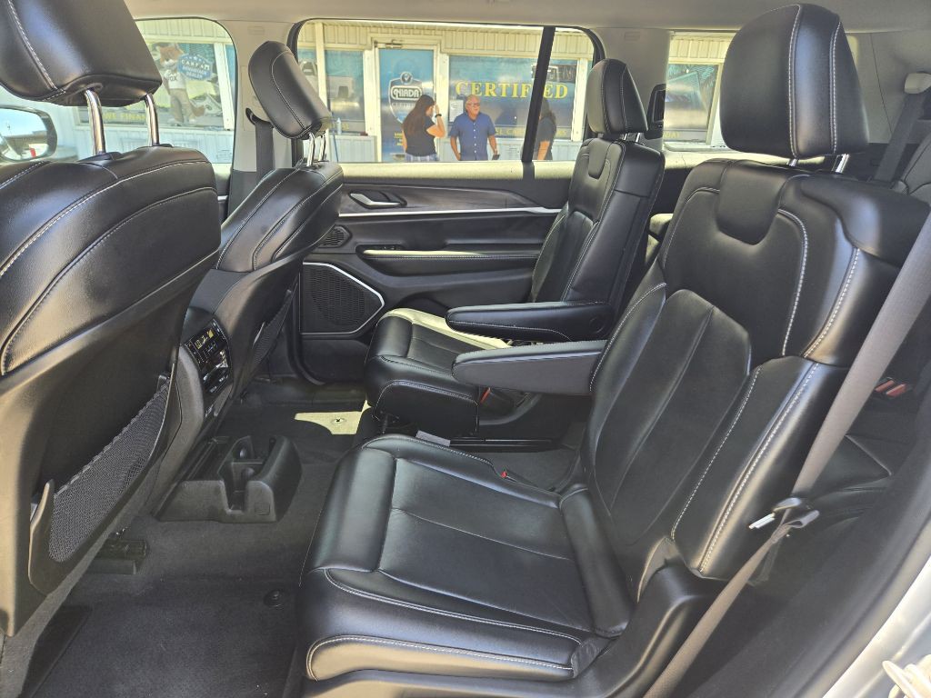 2021 Jeep Grand Cherokee Image 11