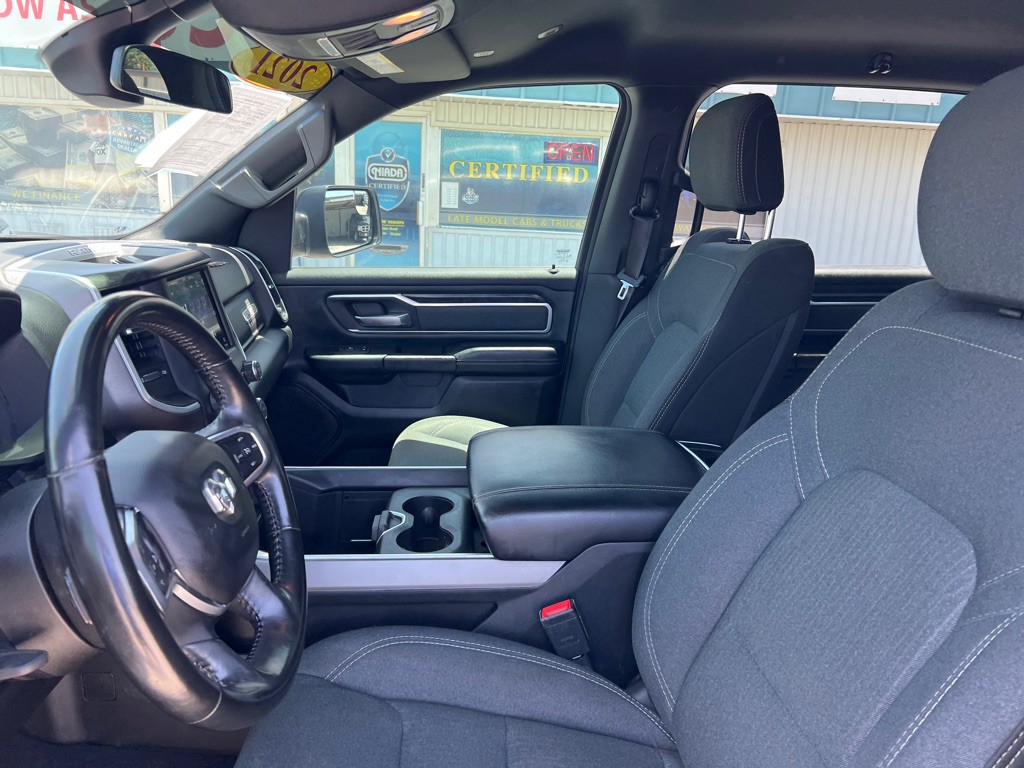 2021 RAM 1500 Image 9
