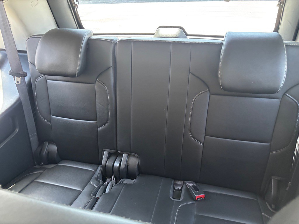 2017 Chevrolet Tahoe Image 12