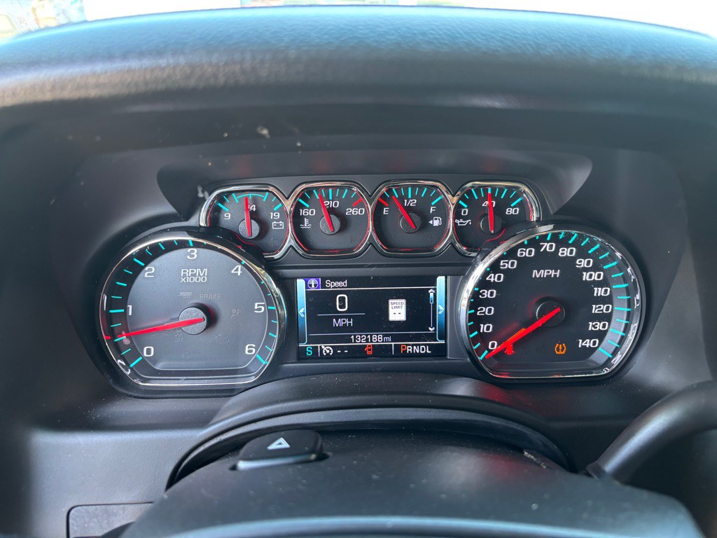 2017 Chevrolet Tahoe Image 16