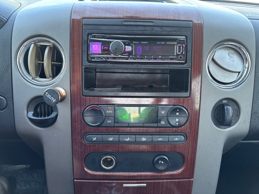 2005 Ford F-150 Image 14