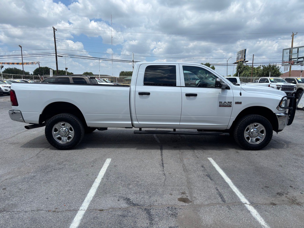 2018 RAM 2500 Image 6