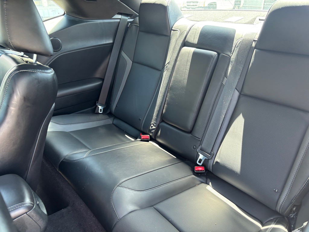 2018 Dodge Challenger Image 11