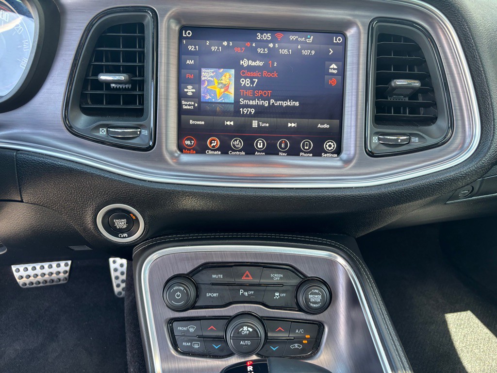 2018 Dodge Challenger Image 14