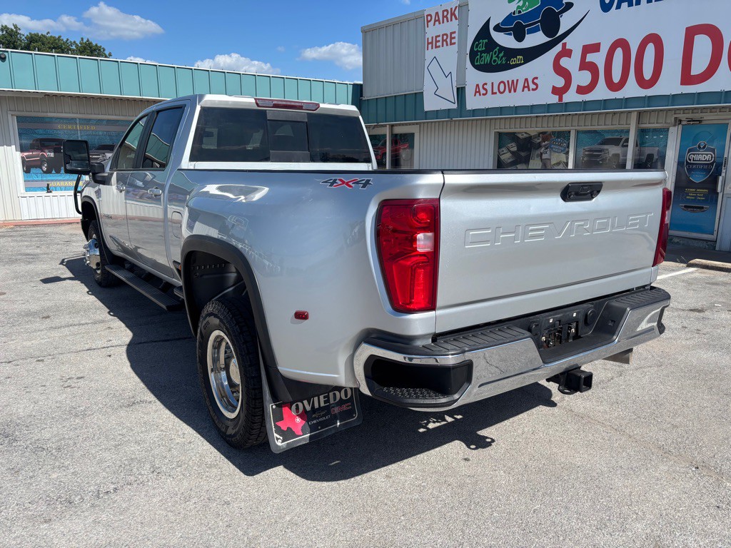 2022 Chevrolet Silverado 1500 Image 3