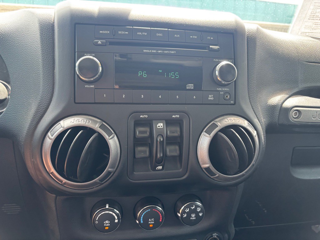 2018 Jeep Wrangler Unlimited Image 17