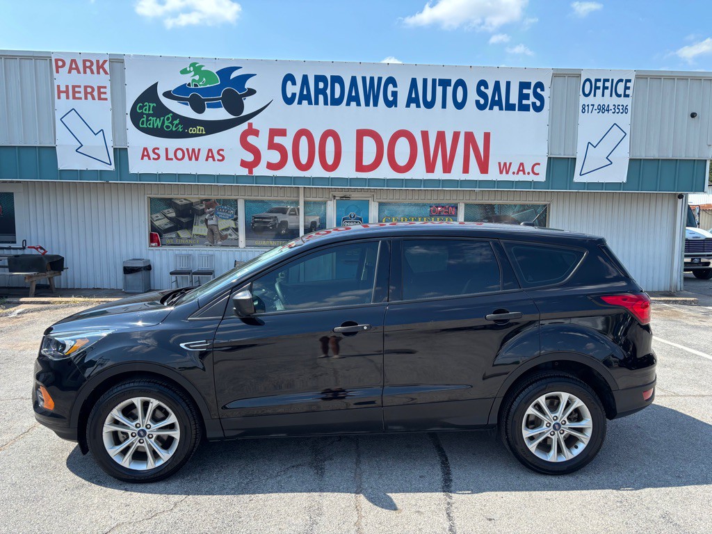 2019 Ford Escape Image 2