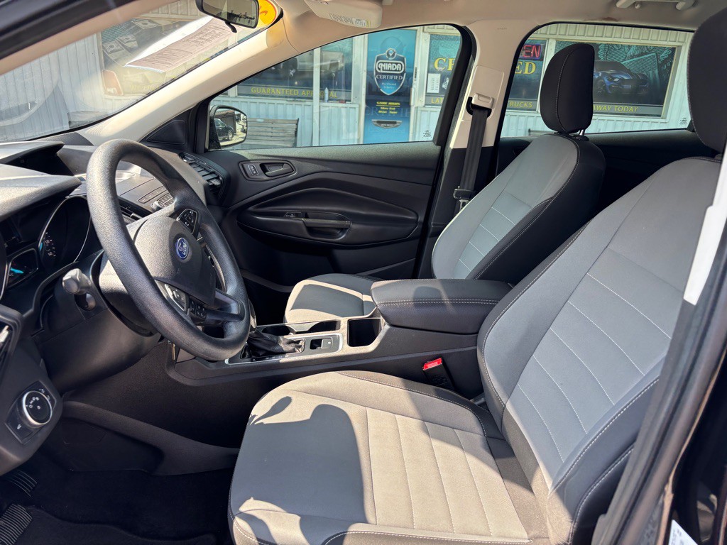 2019 Ford Escape Image 10