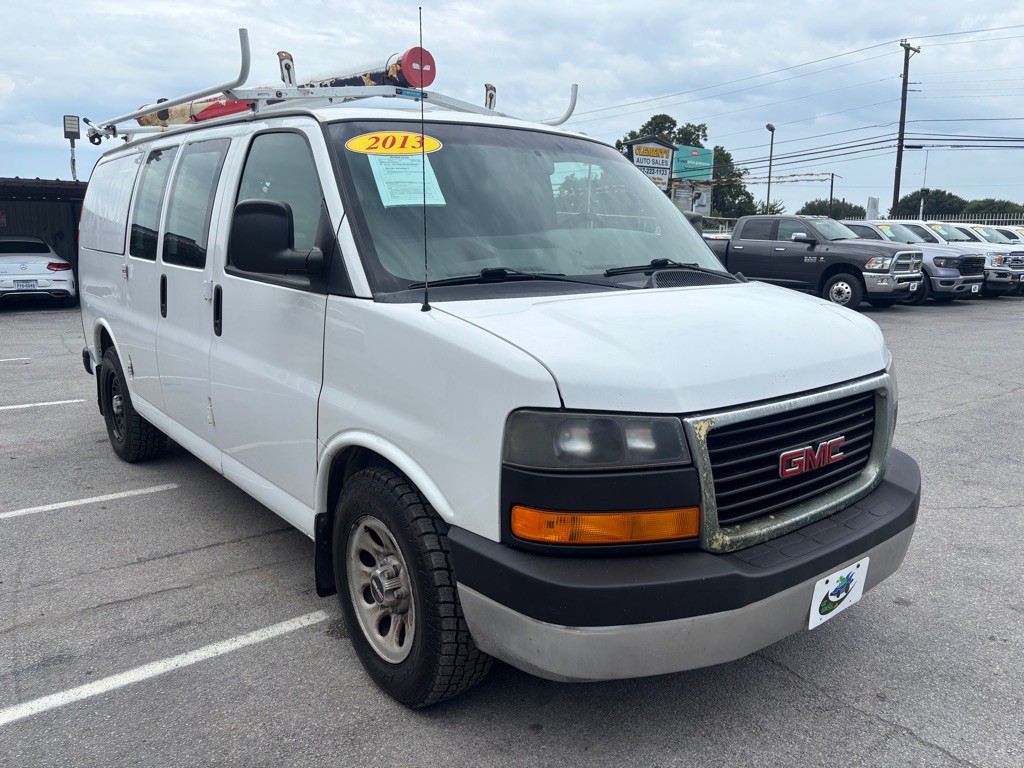2013 GMC Savana Image 7