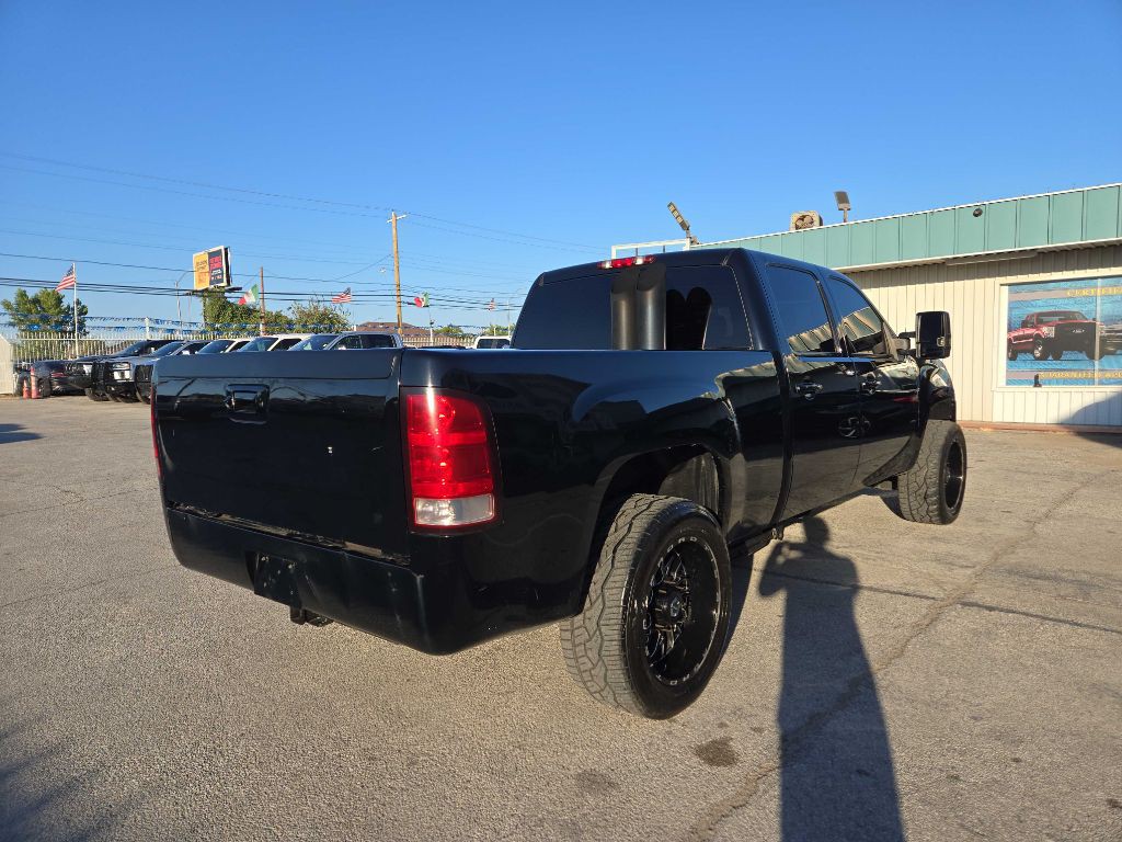 2013 GMC Savana Image 21