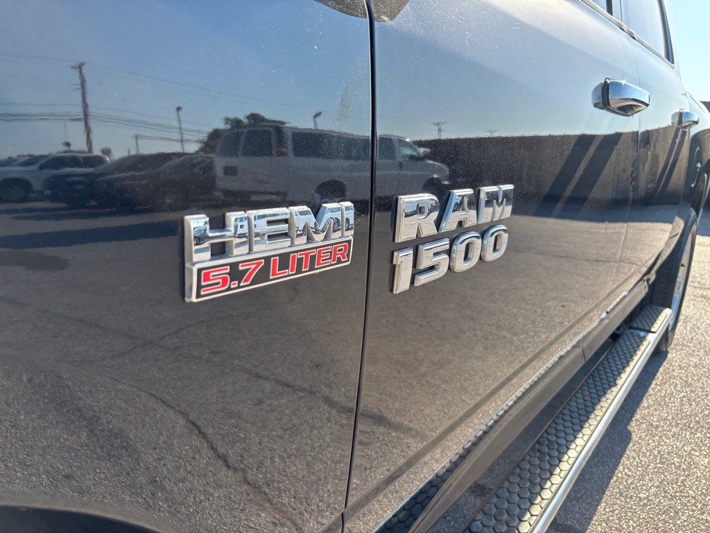 2017 RAM 1500 Image 9