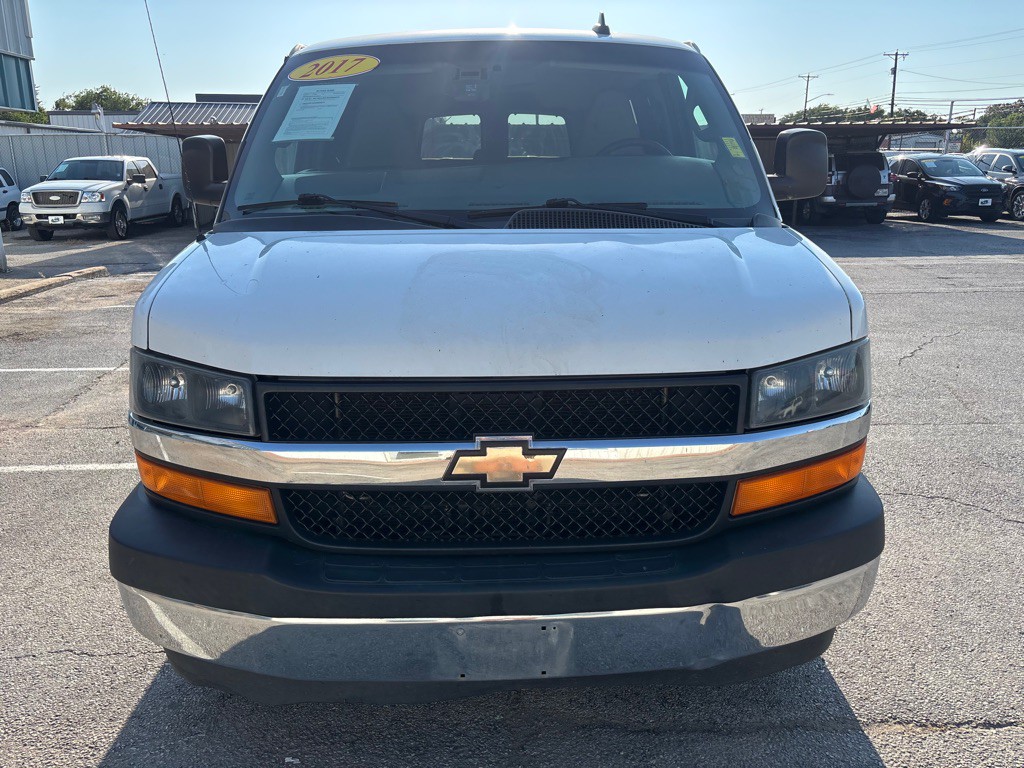 2017 Chevrolet Express Image 8