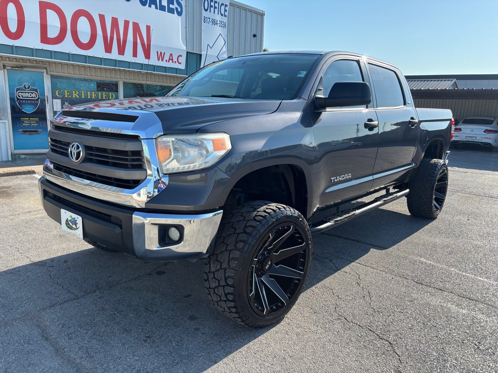 2015 Toyota Tundra Image 1