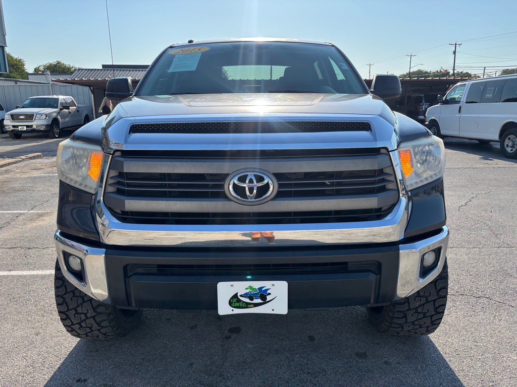 2015 Toyota Tundra Image 8