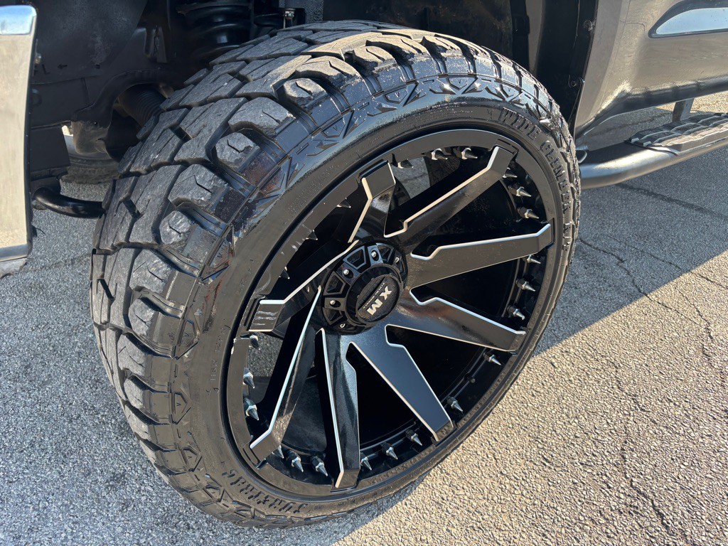 2015 Toyota Tundra Image 9