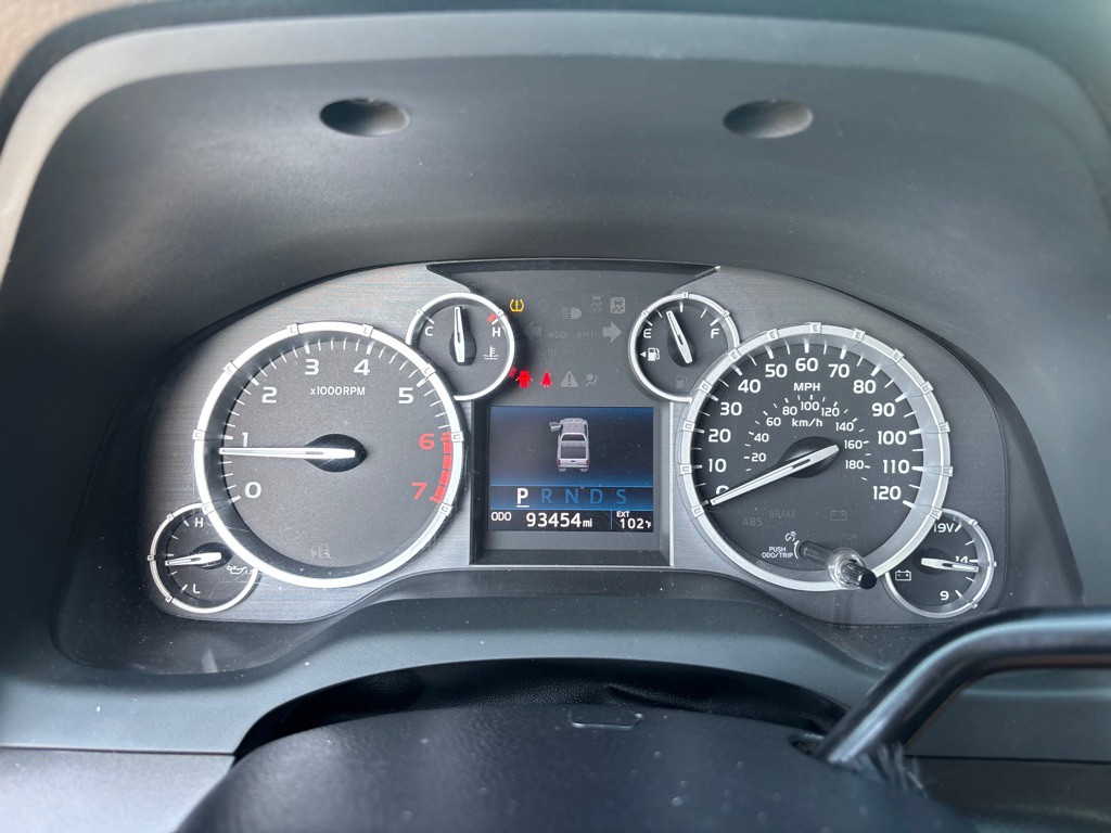 2015 Toyota Tundra Image 13