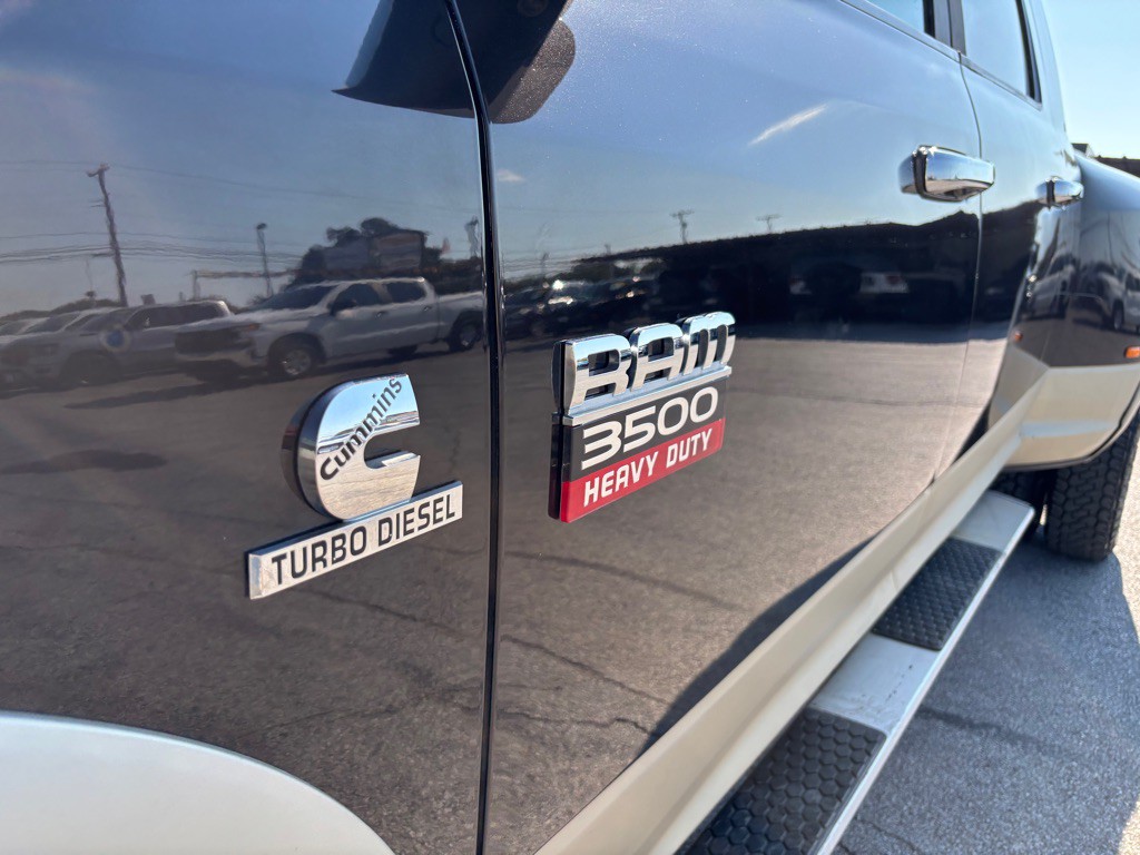 2010 Dodge Ram 3500 Image 9