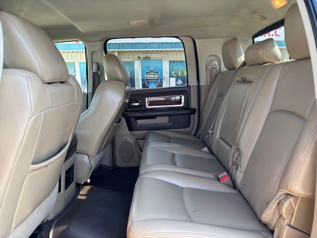 2010 Dodge Ram 3500 Image 13