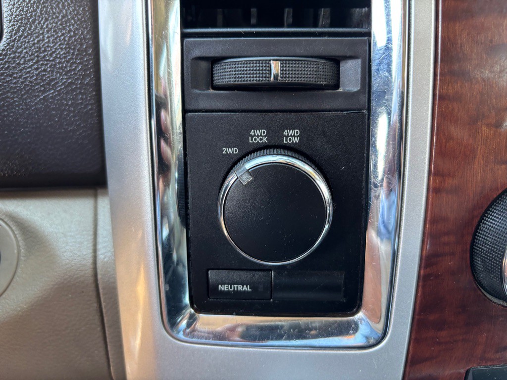 2010 Dodge Ram 3500 Image 17