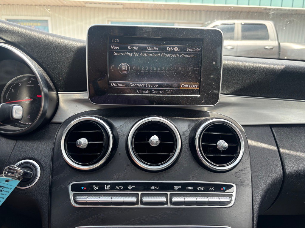 2018 Mercedes-Benz C-Class Image 14