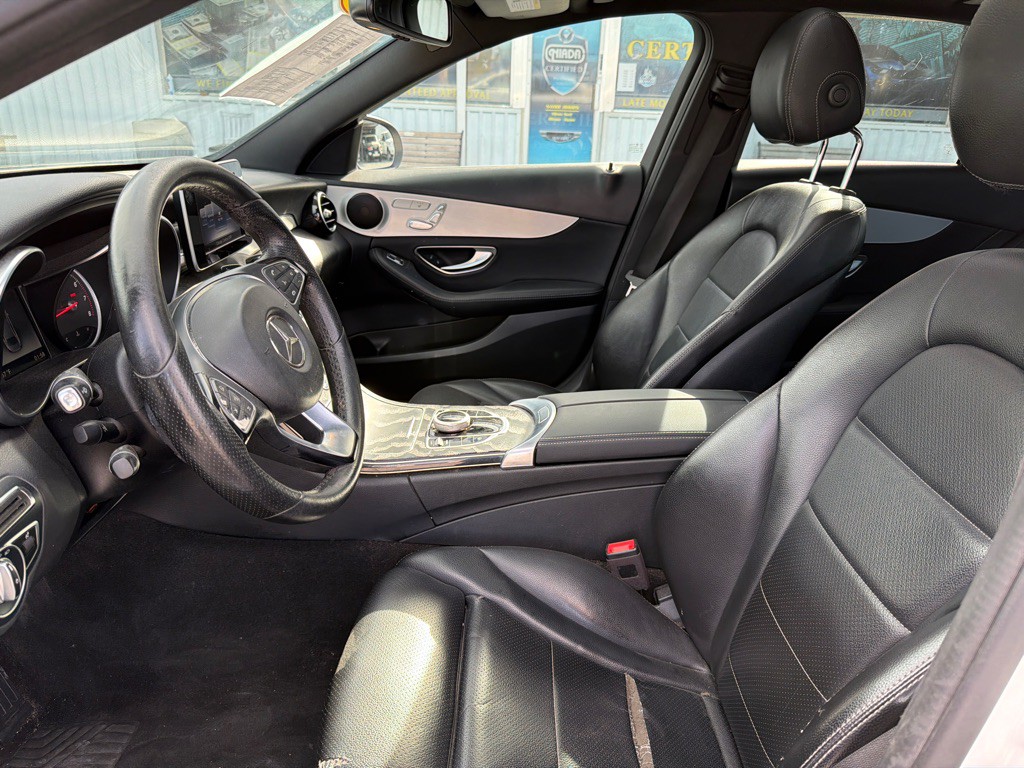 2018 Mercedes-Benz C-Class Image 10
