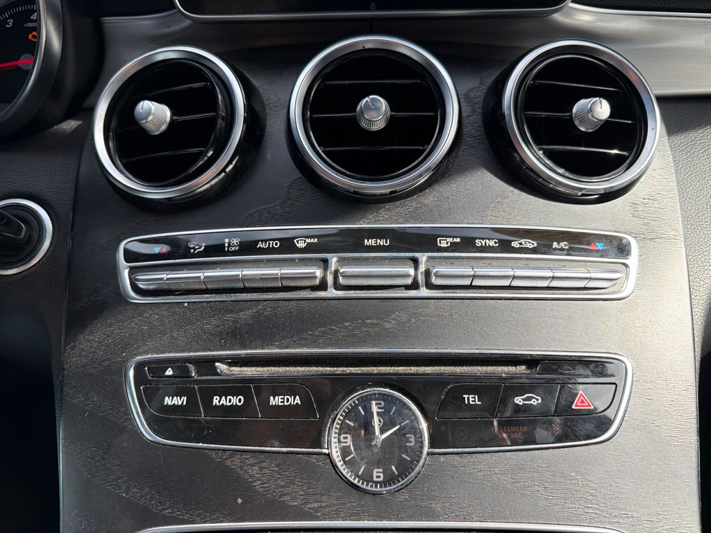 2018 Mercedes-Benz C-Class Image 16