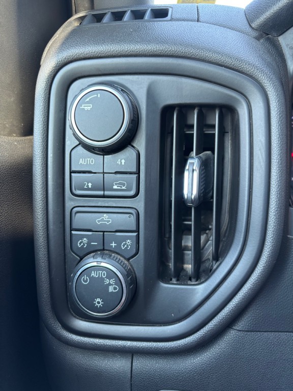 2019 Chevrolet Silverado 1500 Image 14