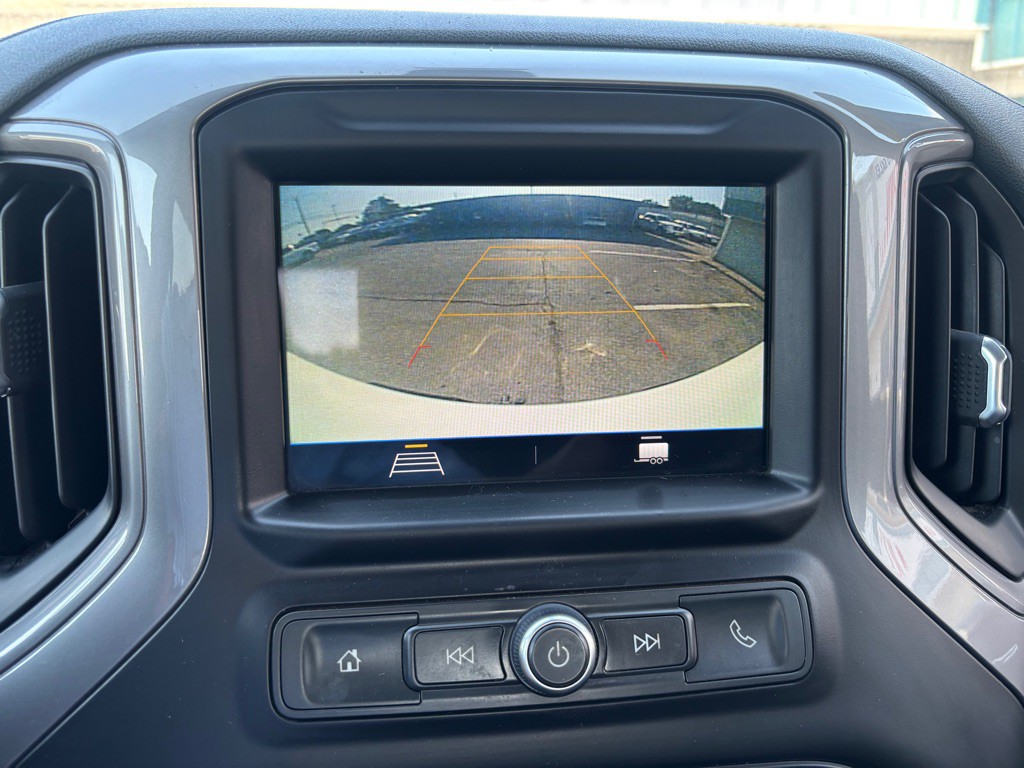 2019 Chevrolet Silverado 1500 Image 17