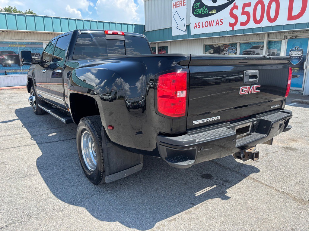 2015 GMC Sierra 3500 Image 3