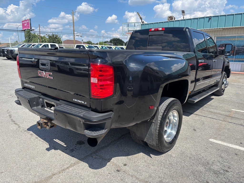 2015 GMC Sierra 3500 Image 5