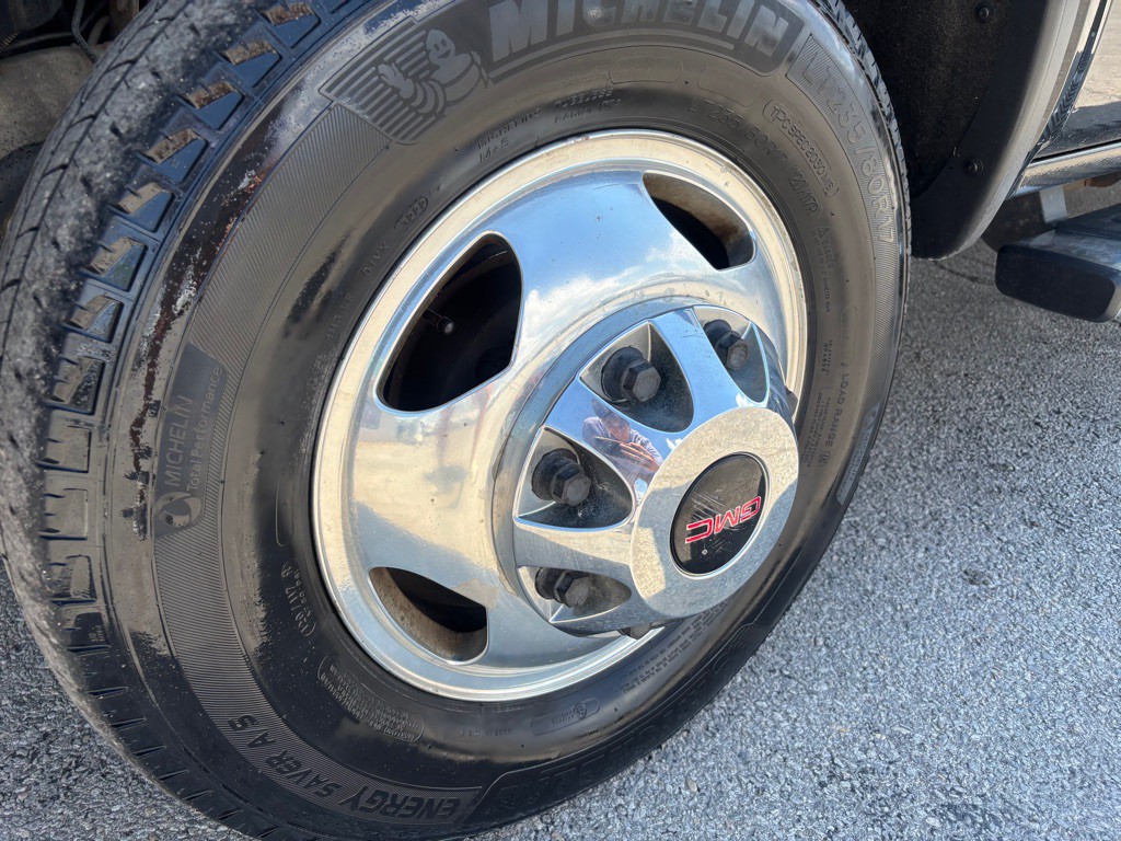 2015 GMC Sierra 3500 Image 11