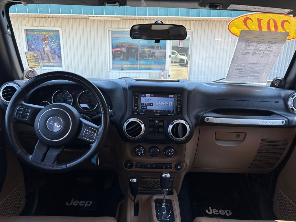 2012 Jeep Wrangler Unlimited Image 13