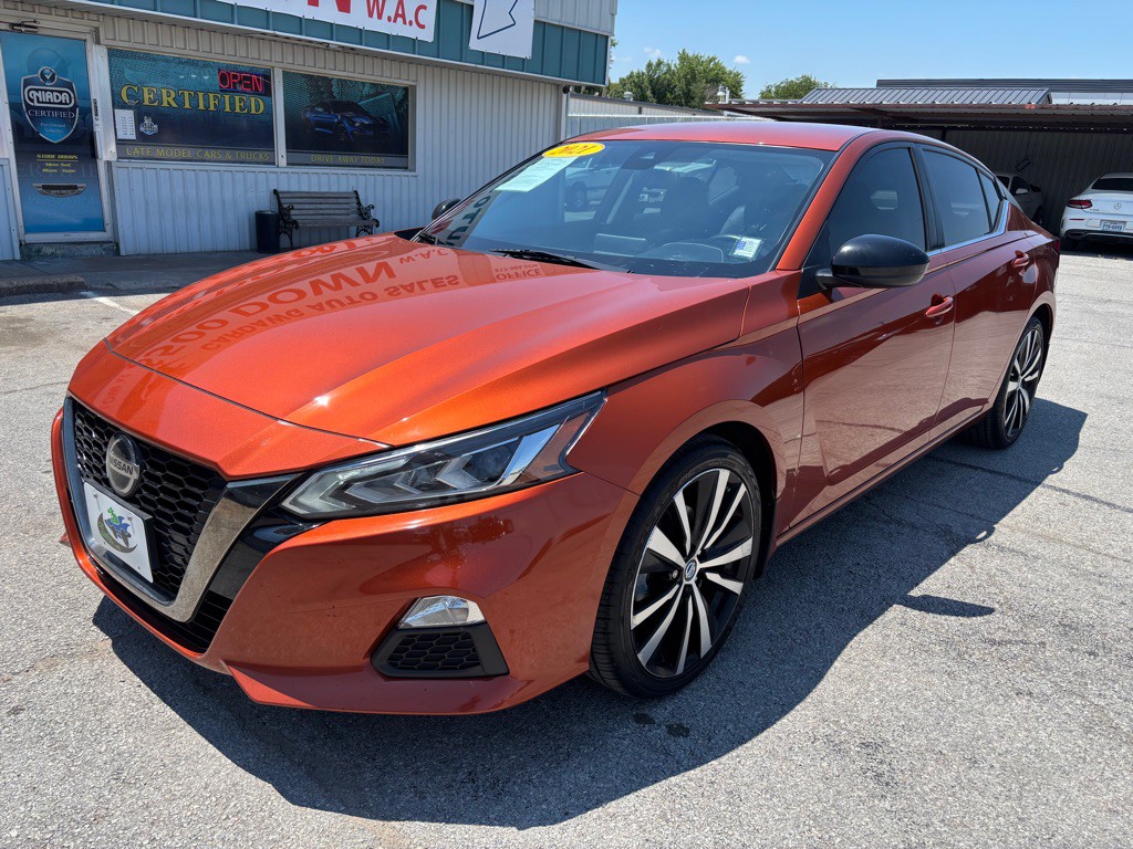 2021 Nissan Altima Image 1
