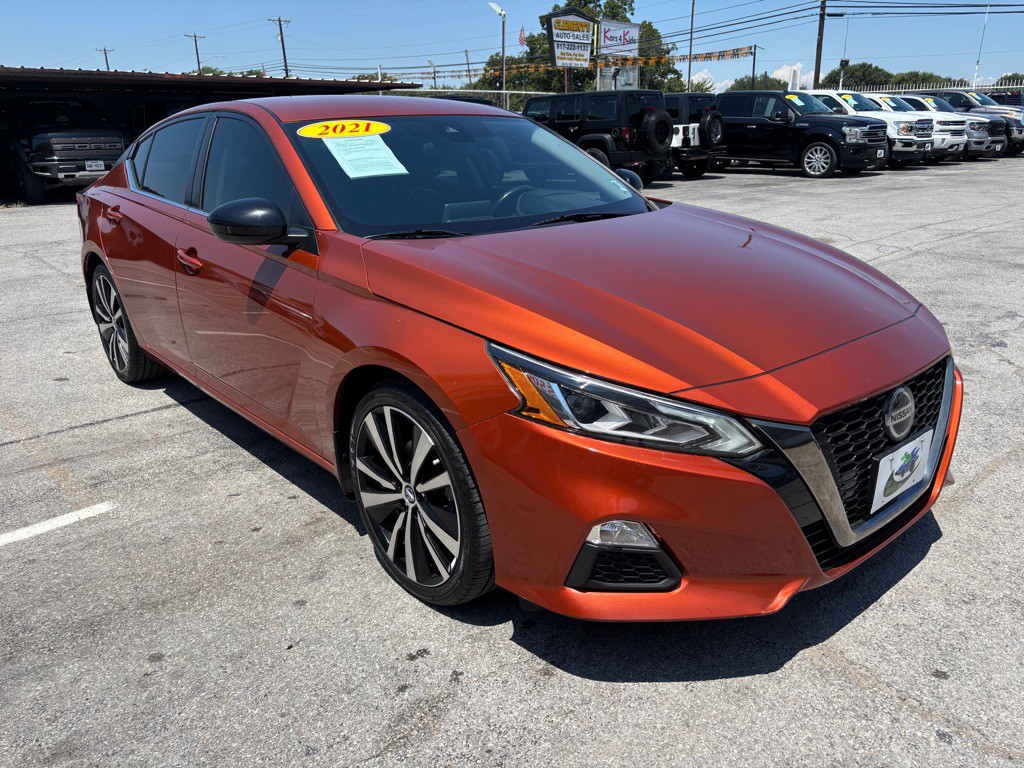 2021 Nissan Altima Image 7