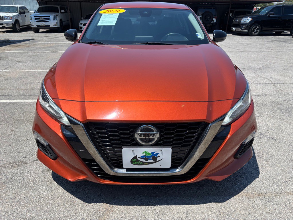 2021 Nissan Altima Image 8