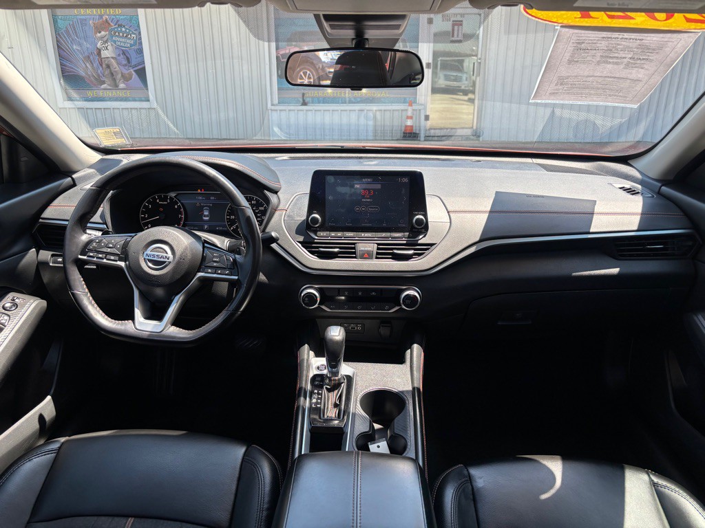 2021 Nissan Altima Image 12