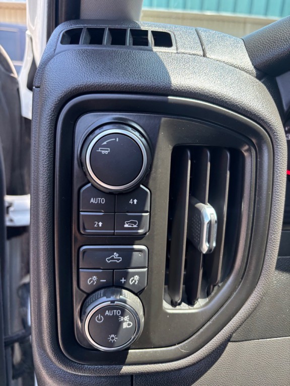 2022 Chevrolet Silverado 1500 Image 14