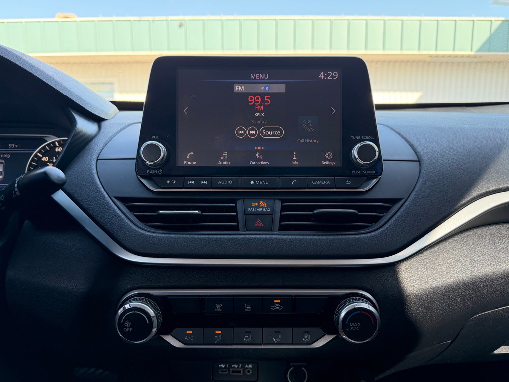 2019 Nissan Altima Image 13