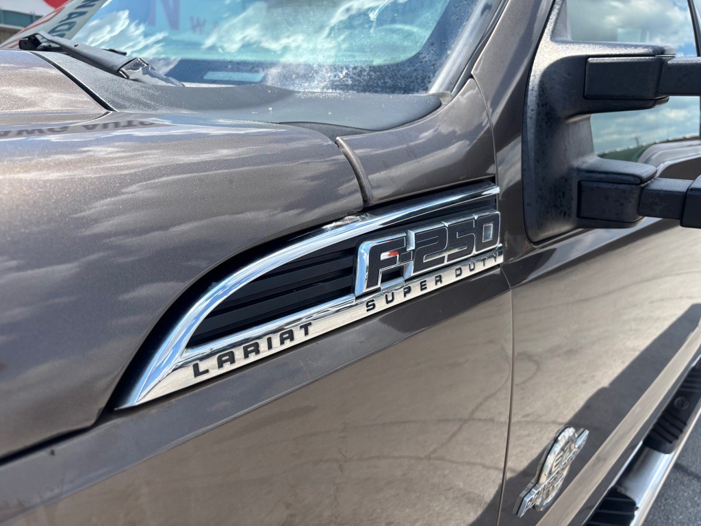 2015 Ford F-250 Image 9