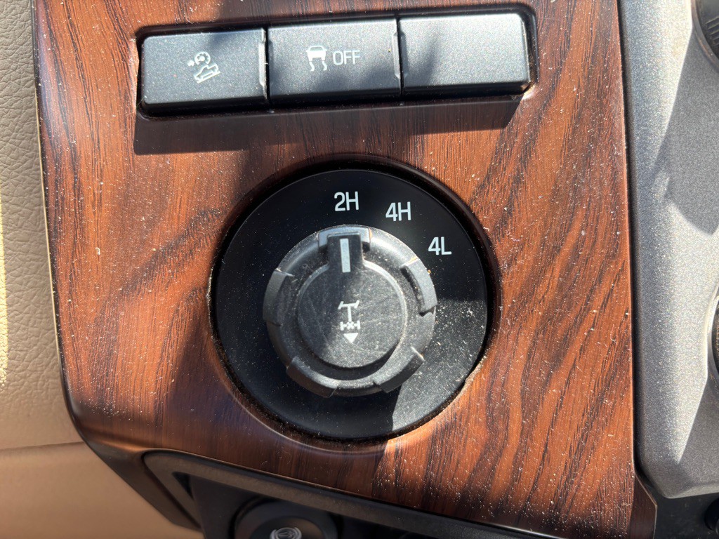 2015 Ford F-250 Image 19