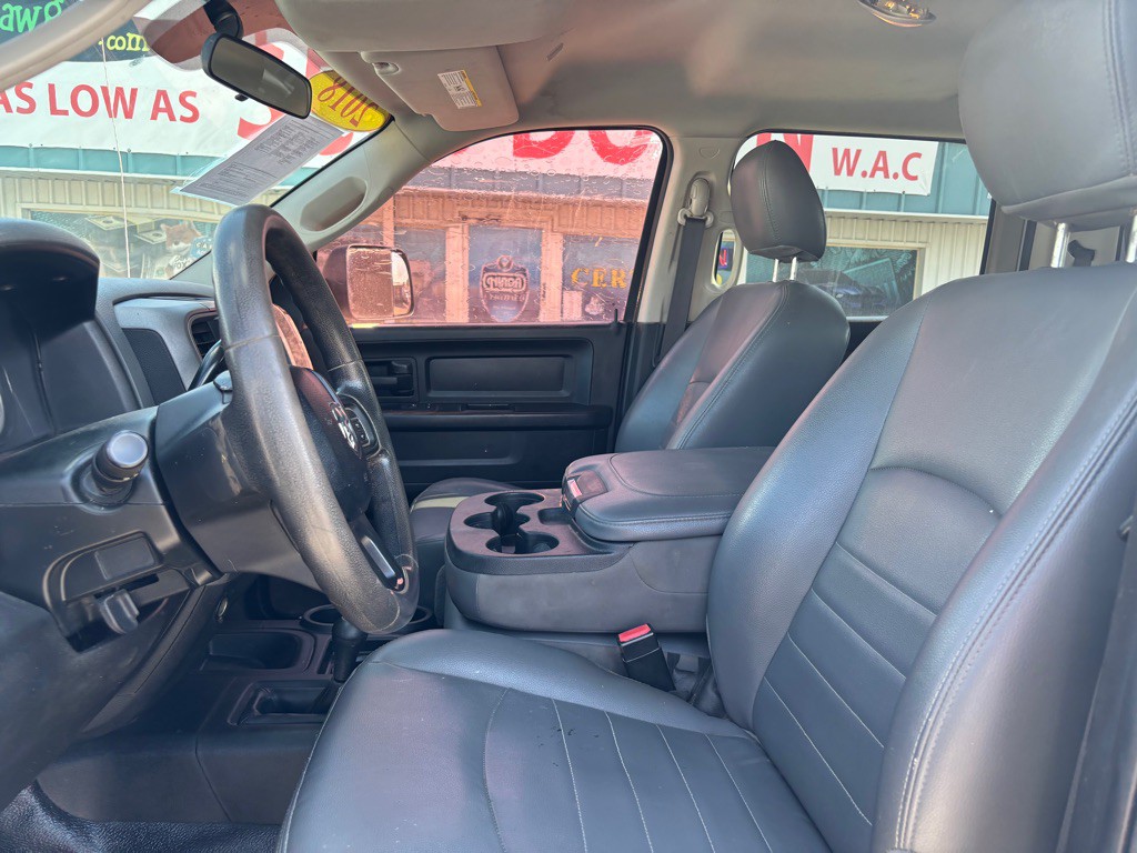 2018 RAM 3500 Image 12