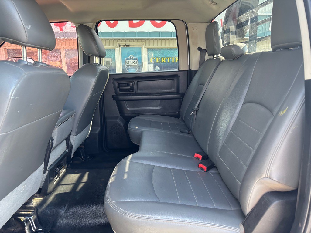 2018 RAM 3500 Image 13