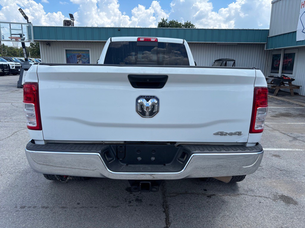 2019 RAM 3500 Image 4