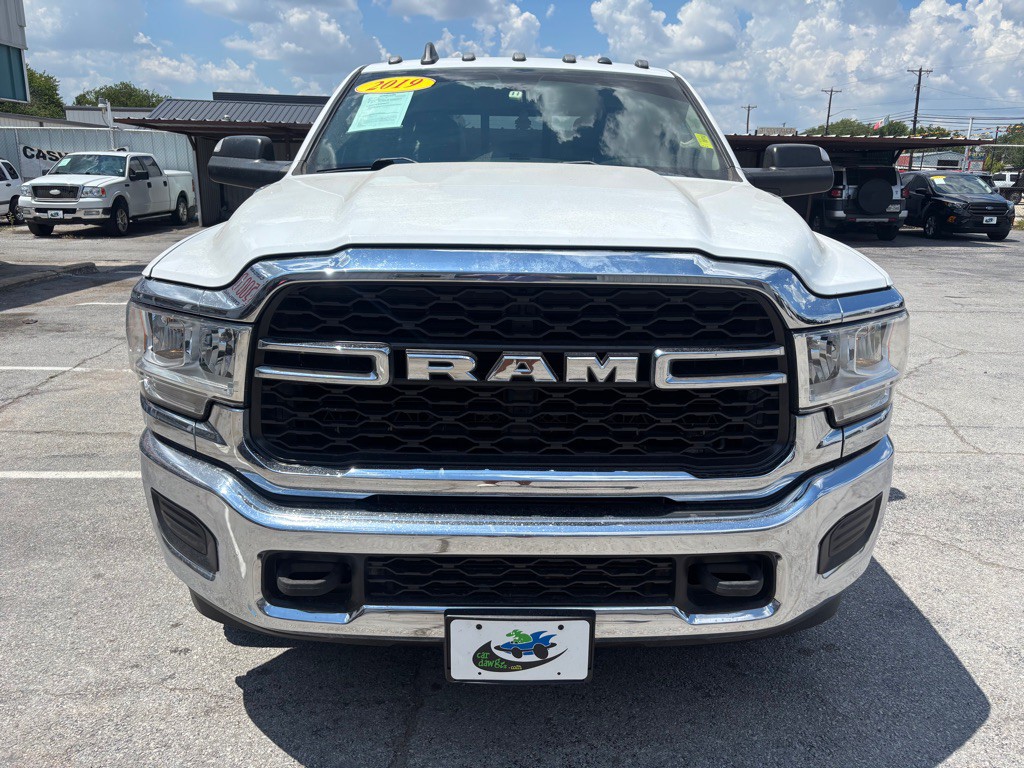 2019 RAM 3500 Image 8