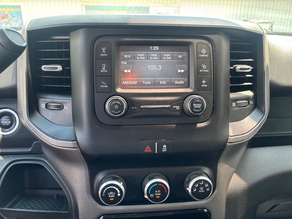 2019 RAM 3500 Image 15