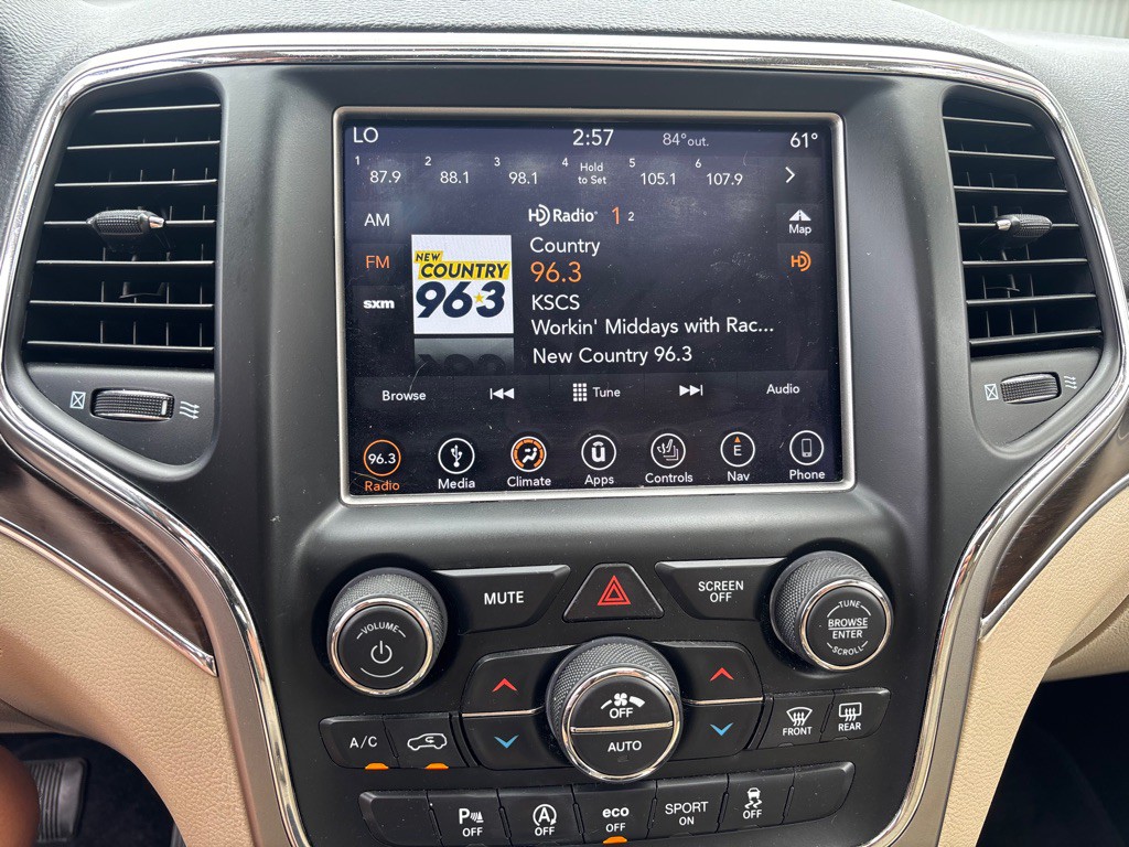 2018 Jeep Grand Cherokee Image 17