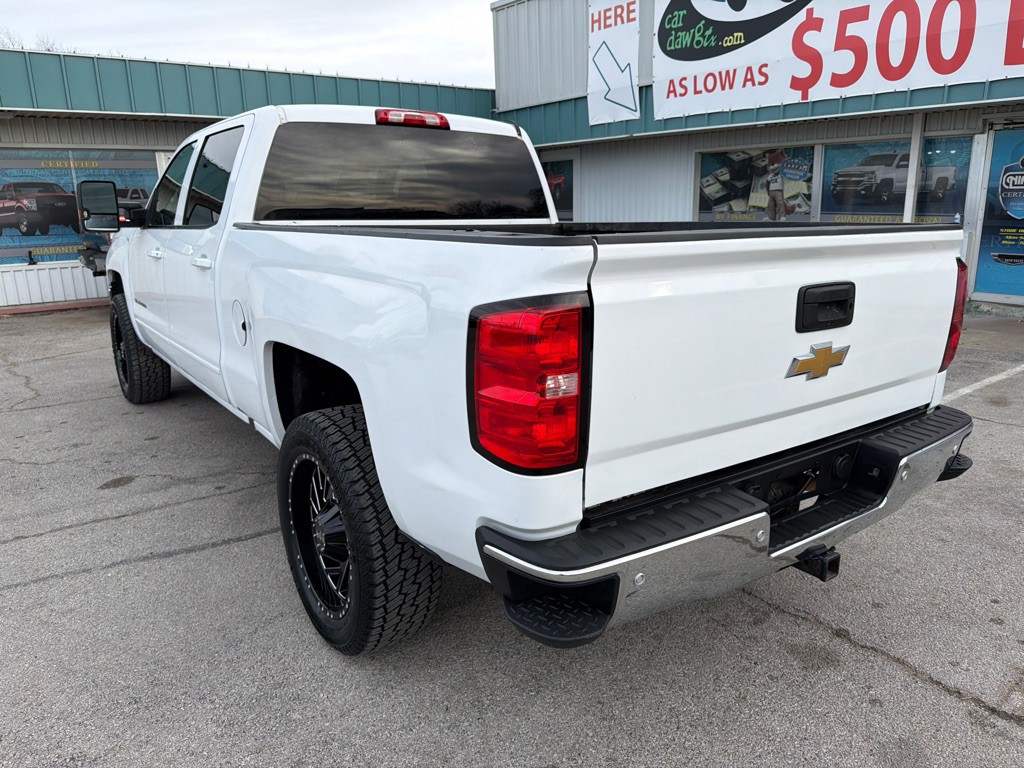2017 Chevrolet Silverado 1500 Image 3